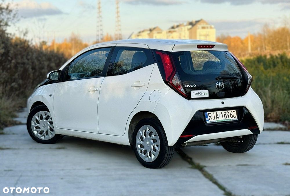 Toyota Aygo - 10