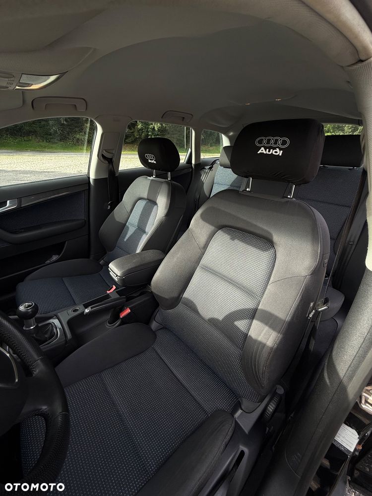Audi A3 Sportback 2.0 FSI Ambiente - 22