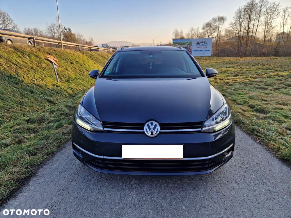Volkswagen Golf - 4