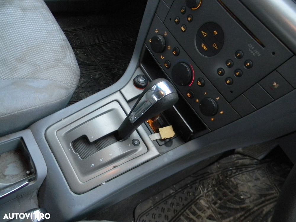 Dezmembrari  Opel VECTRA C  2002  > 2009 2.2 DTI Motorina - 24