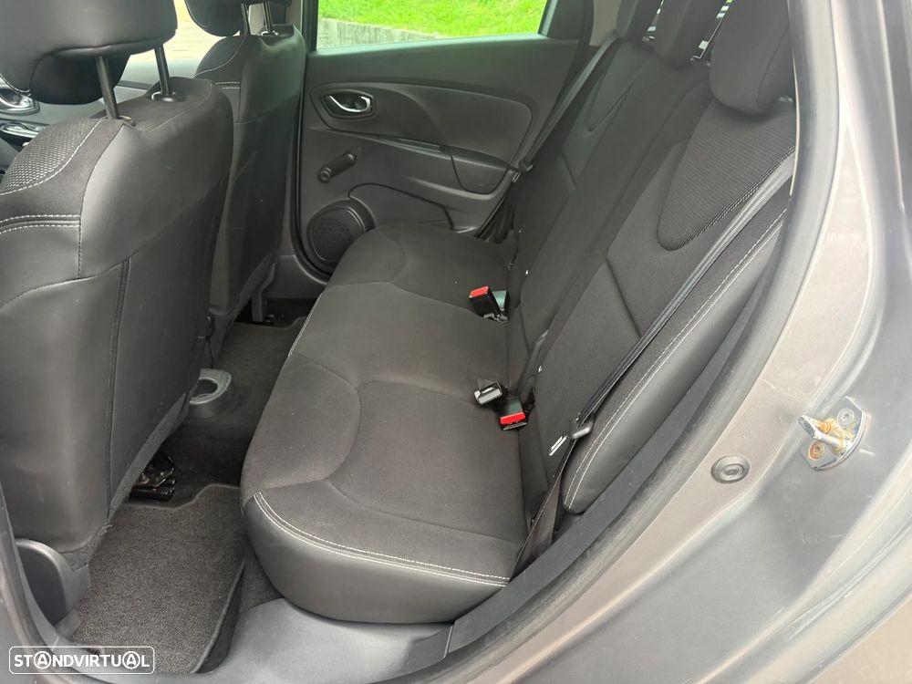 Renault Clio Sport Tourer 0.9 TCE Dynamique S - 10