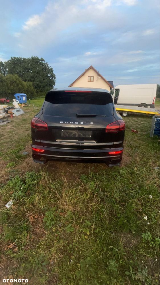 Porsche Cayenne - 3