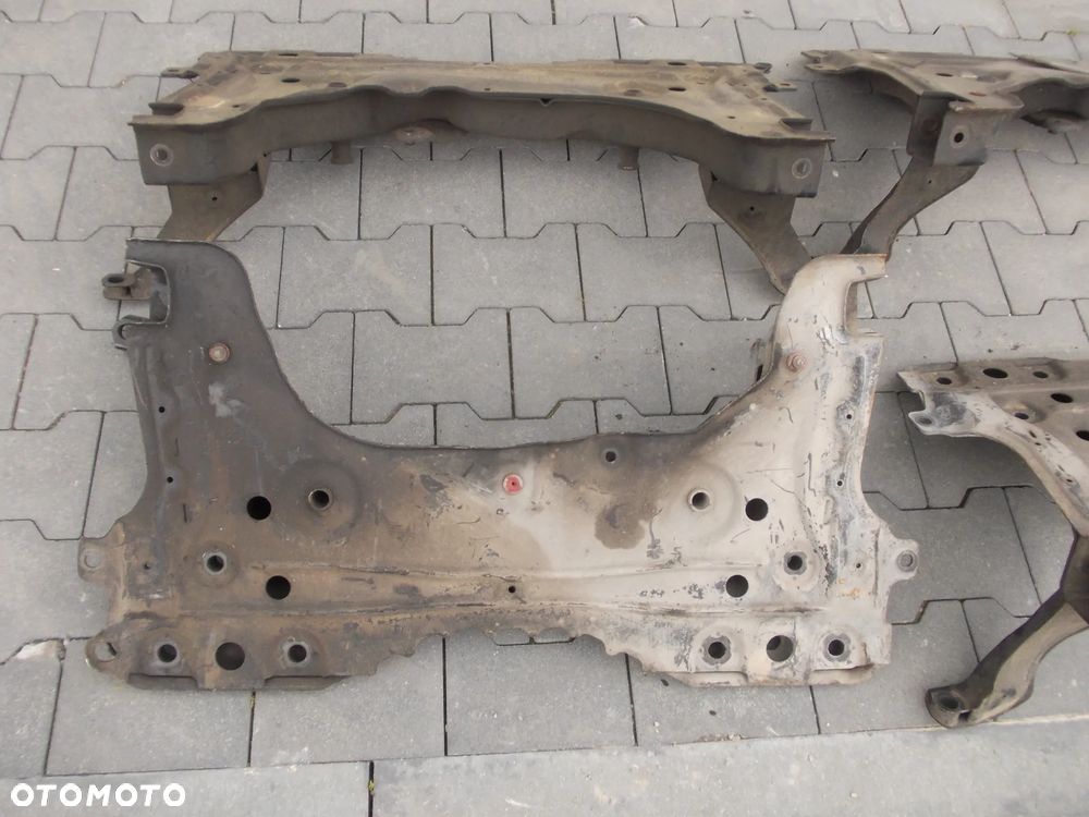 Belka kołyska sanki Ford Focus mk1 zdrowa - 7