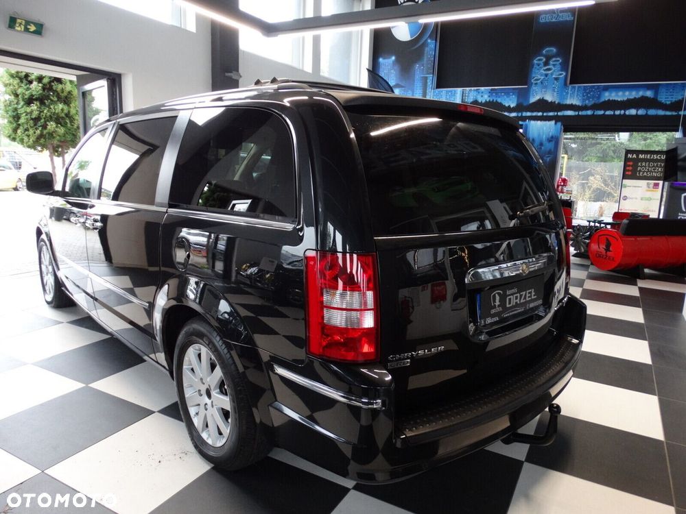 Chrysler Grand Voyager - 5
