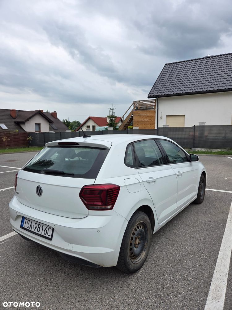 Volkswagen Polo 1.6 TDI SCR Highline - 5