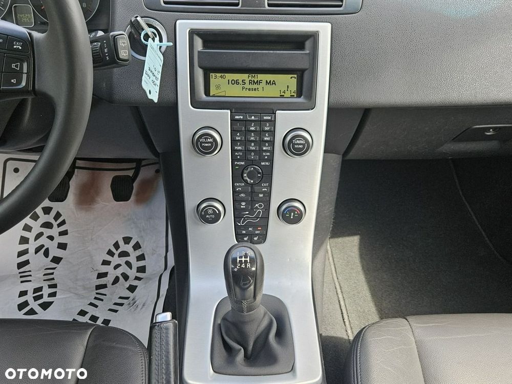 Volvo V50 2.0 Momentum Euro5 - 15