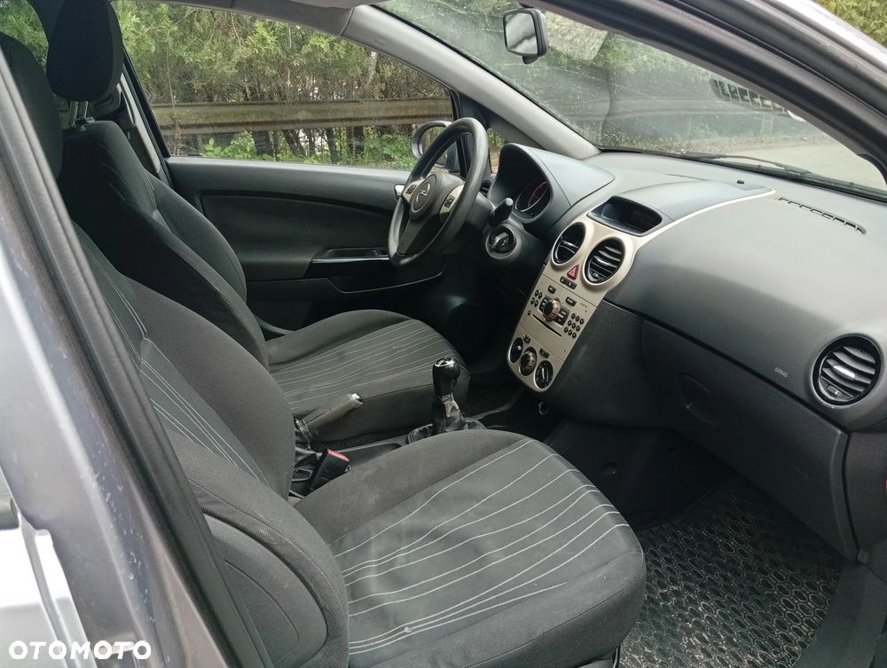Opel Corsa 1.3 CDTI Essentia - 6
