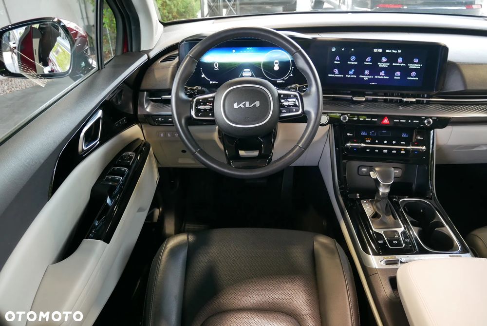 Kia Carnival - 14