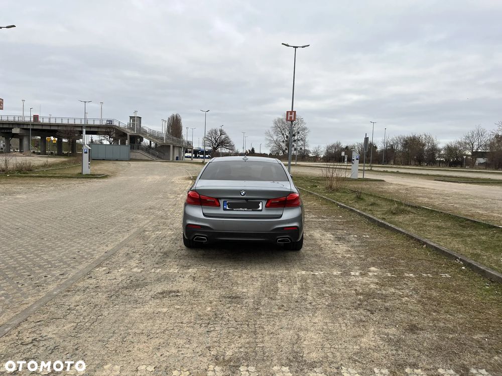 BMW Seria 5 520d xDrive - 2