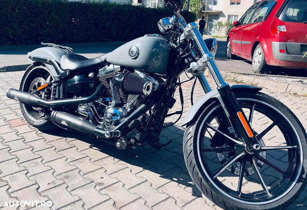 Harley-Davidson Softail Breakout FXSB - 1