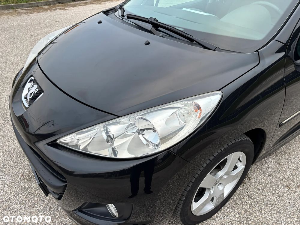 Peugeot 207 120 VTi Premium - 22