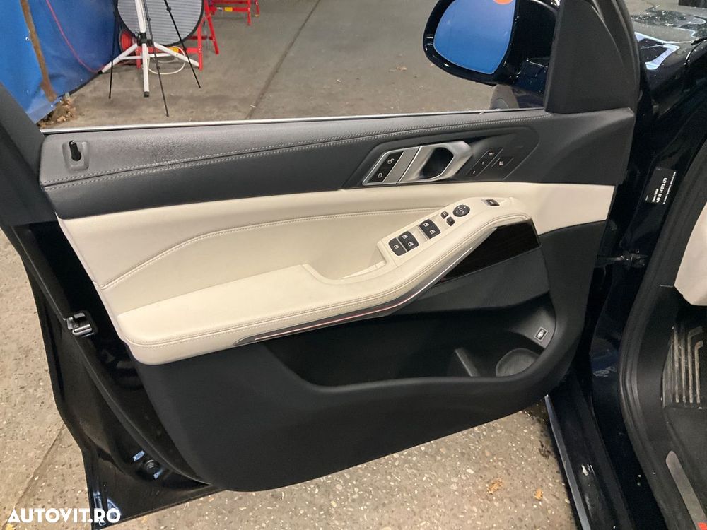 BMW X5 xDrive40i - 17