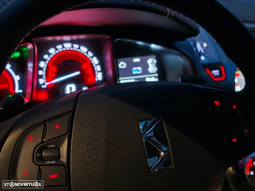 DS DS5 5 2.0 Hybrid4 Sport Chic - 32