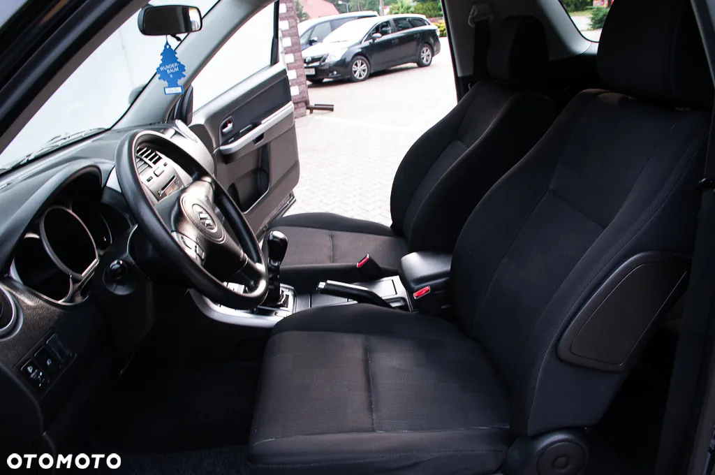 Suzuki Grand Vitara 2.4 Premium - 38