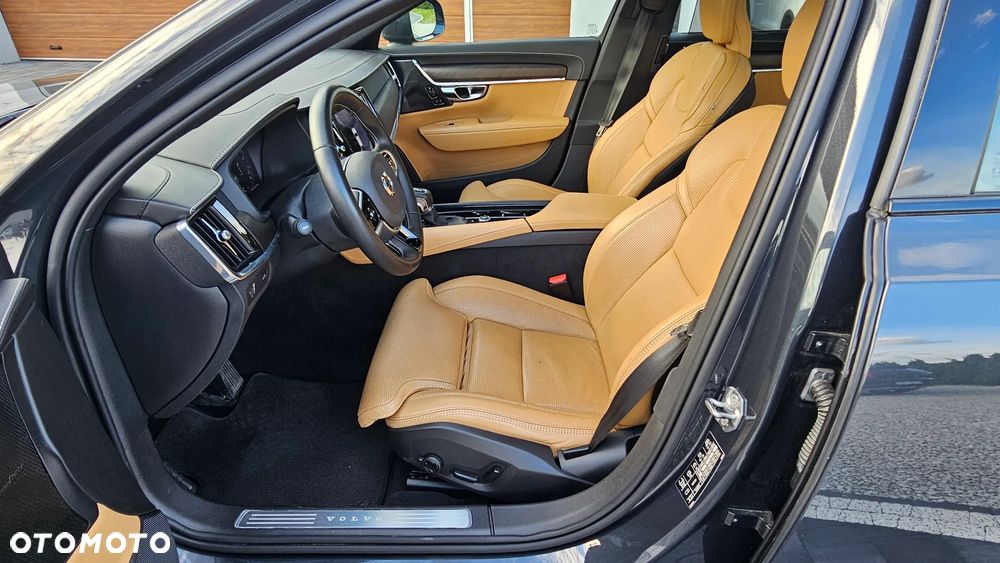 Volvo V90 Cross Country - 8