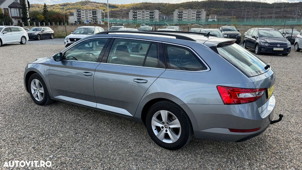 Skoda Superb 2.0 TDI 4x4 Active - 13