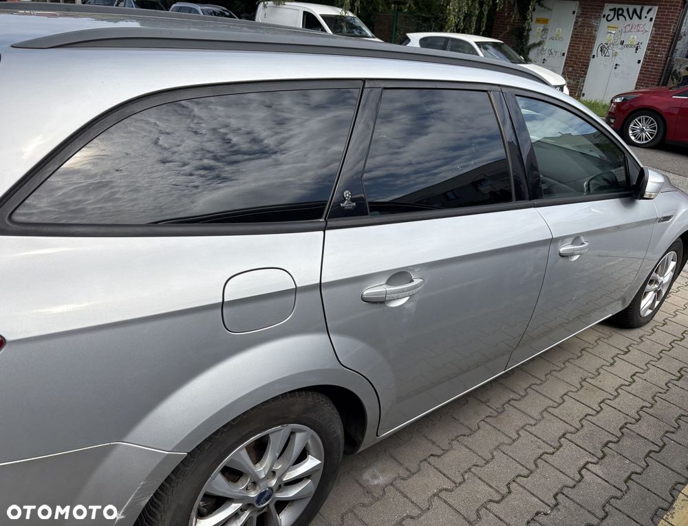 Ford Mondeo 1.6 T Platinium X Plus (Titanium) - 16