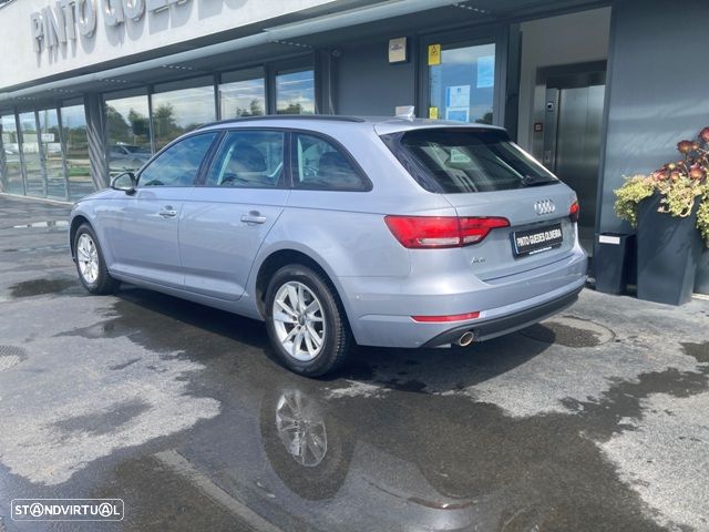 Audi A4 Avant 2.0 TDI Advance - 6