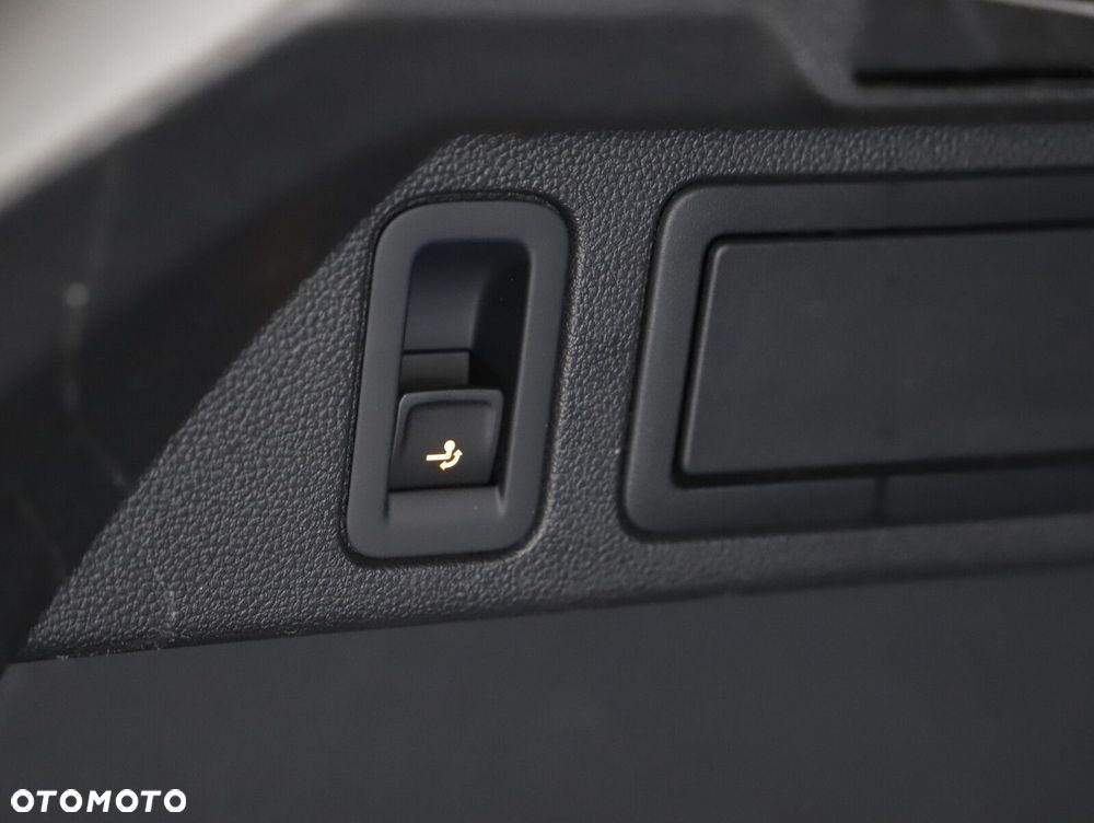 Volkswagen Tiguan - 22