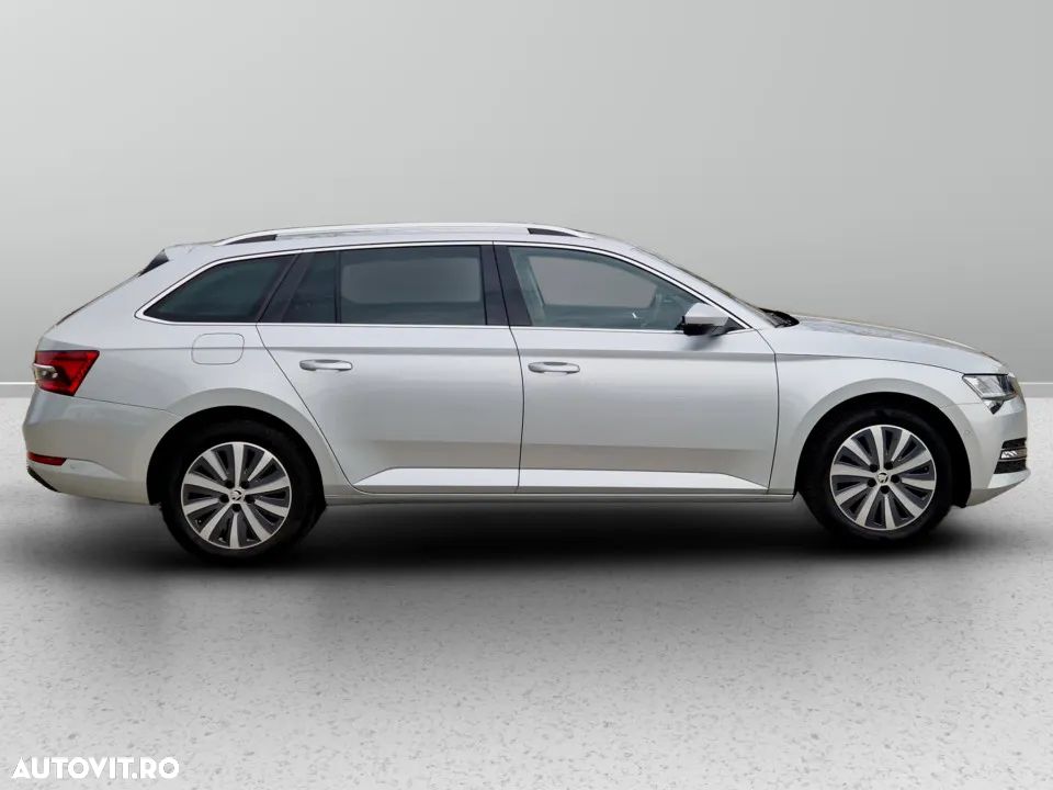 Skoda Superb Combi 2.0 TDI DSG Style - 6