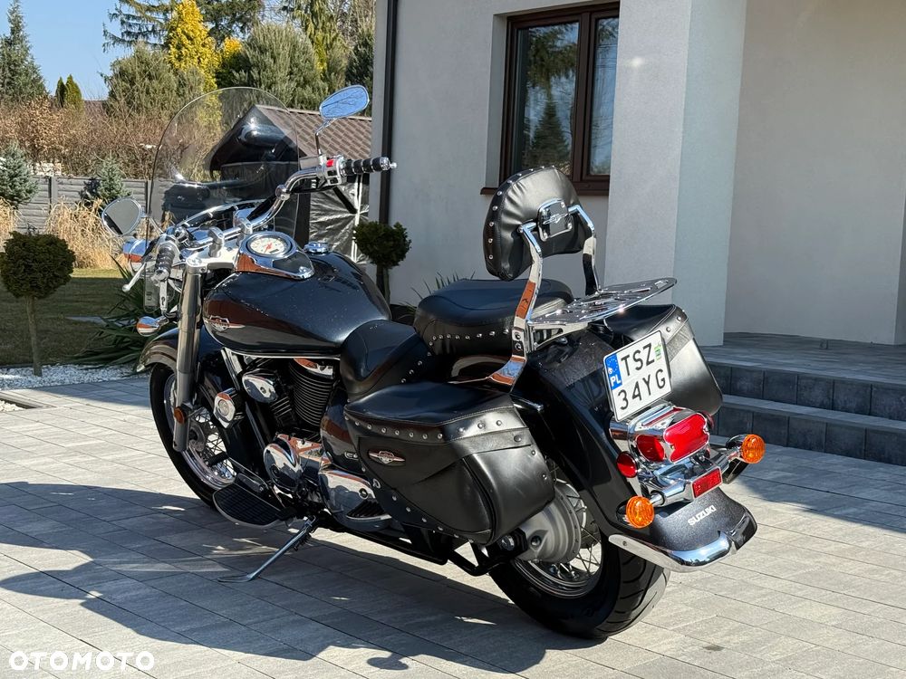 Suzuki VL 800 Volusia - Boulevard C50 - 11