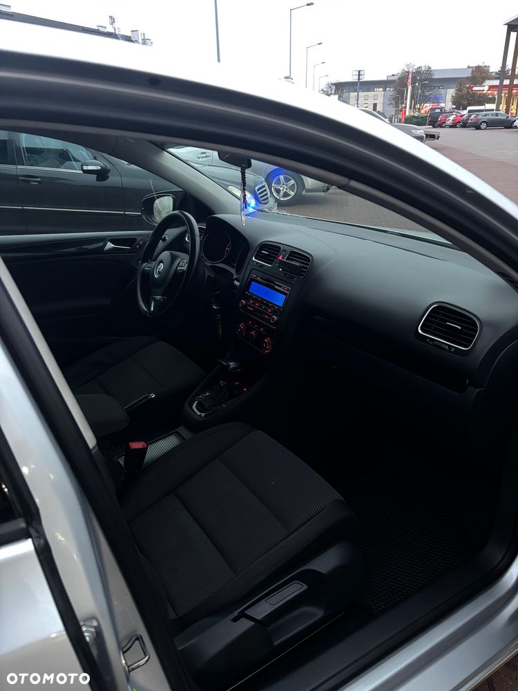 Volkswagen Golf - 12