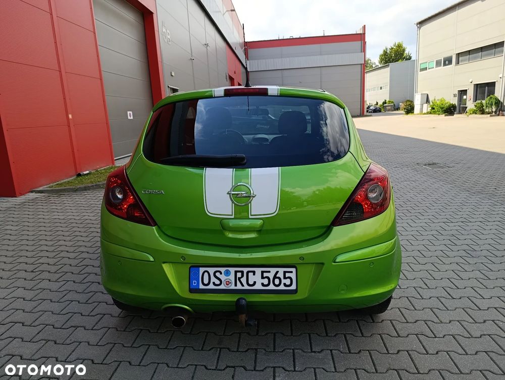 Opel Corsa 1.4 16V Sport - 9
