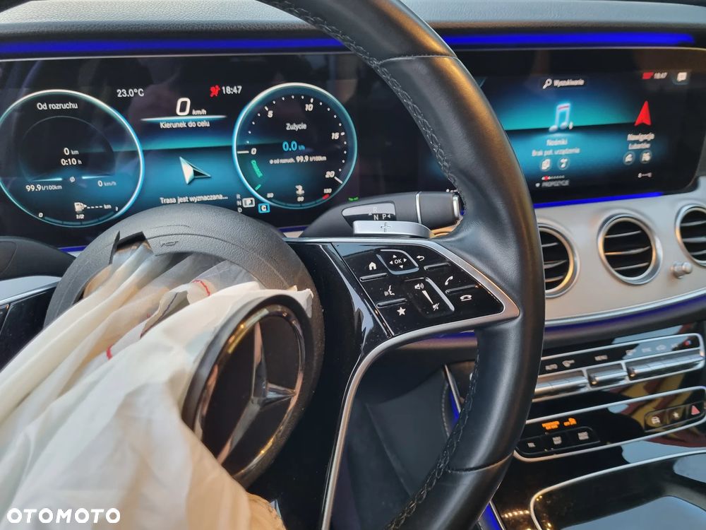 Mercedes-Benz Klasa E 220 d 4-Matic Avantgarde - 12