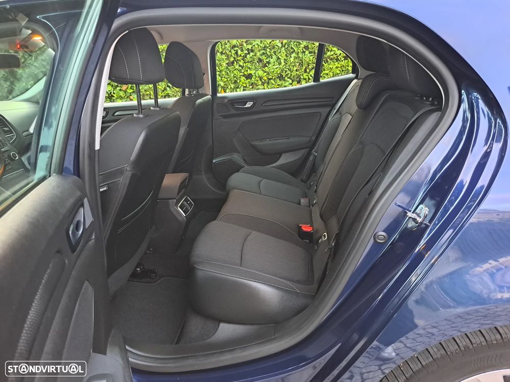 Renault Mégane TCe 140 GPF LIMITED - 27