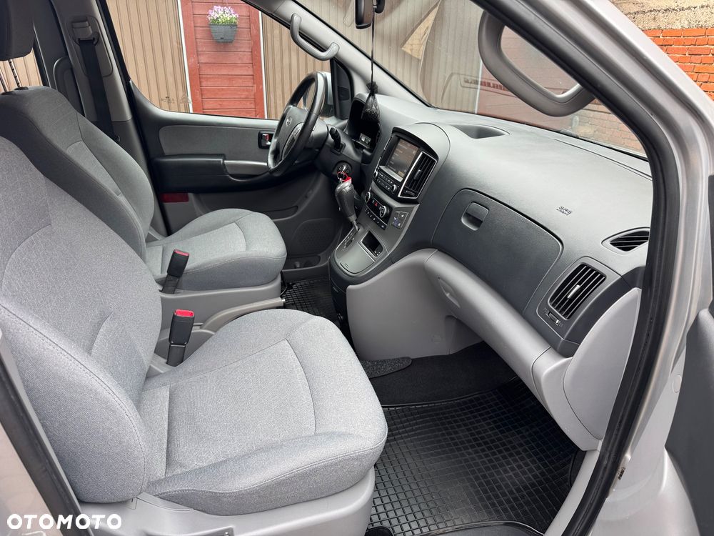 Hyundai H-1 2.5 CRDi Travel Comfort - 13