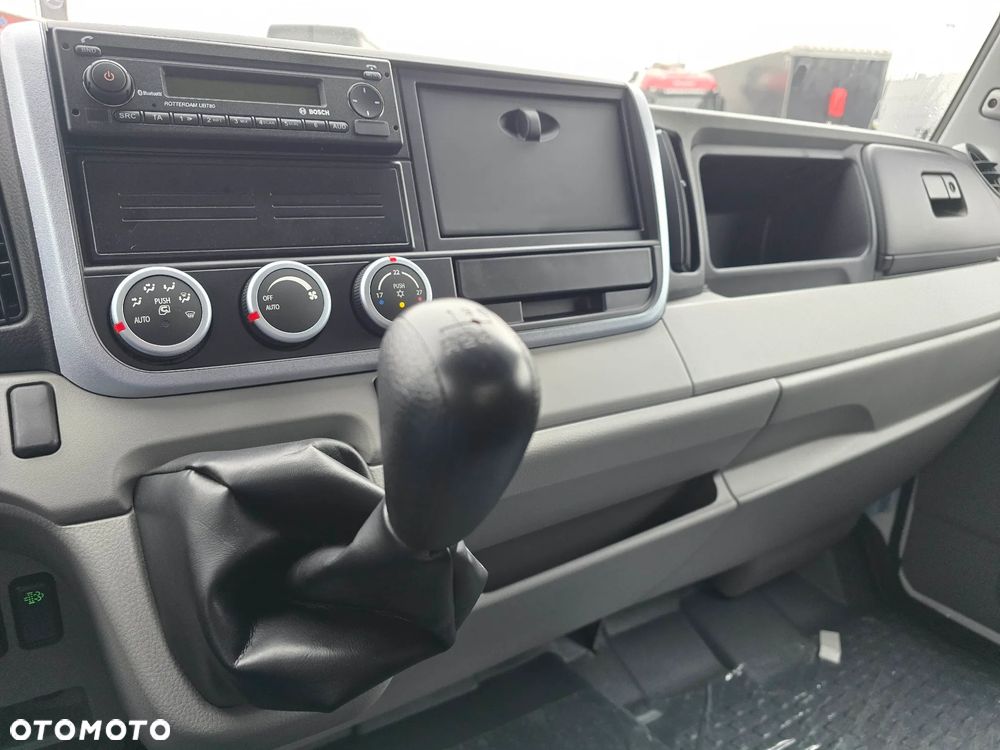 FUSO Canter 3C15 - 16