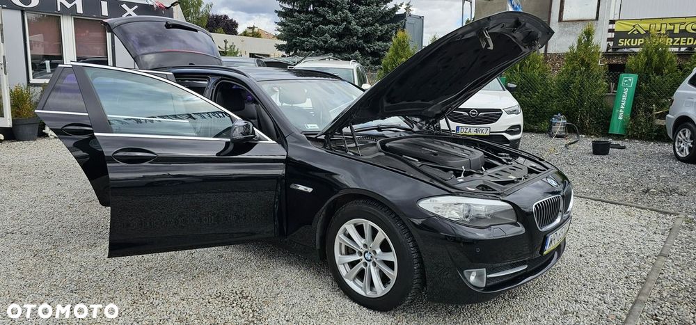BMW Seria 5 - 25