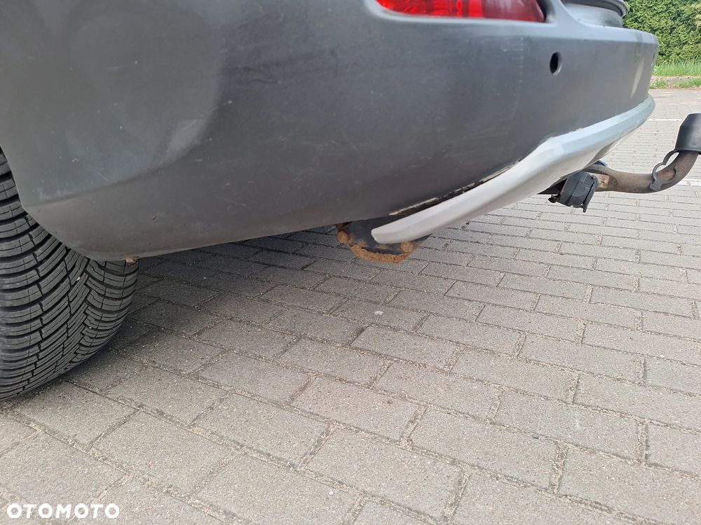 Toyota RAV4 2.0 D-4D 4x4 - 22