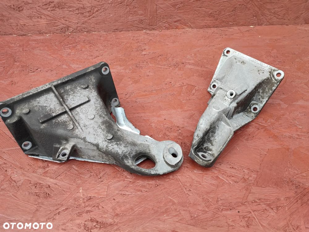 BMW E46 ORYGINALNE ŁAPY SILNIKA LEWA / PRAWA DO GAMY SILNIKÓW M54 ORAZ M52TU ( R6) O NR. 1 094 697 / 1 094 694 OEM - 2