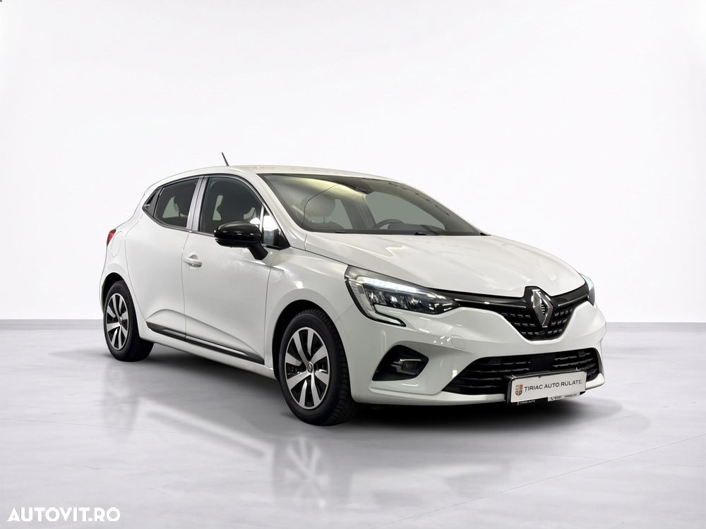 Renault Clio - 8