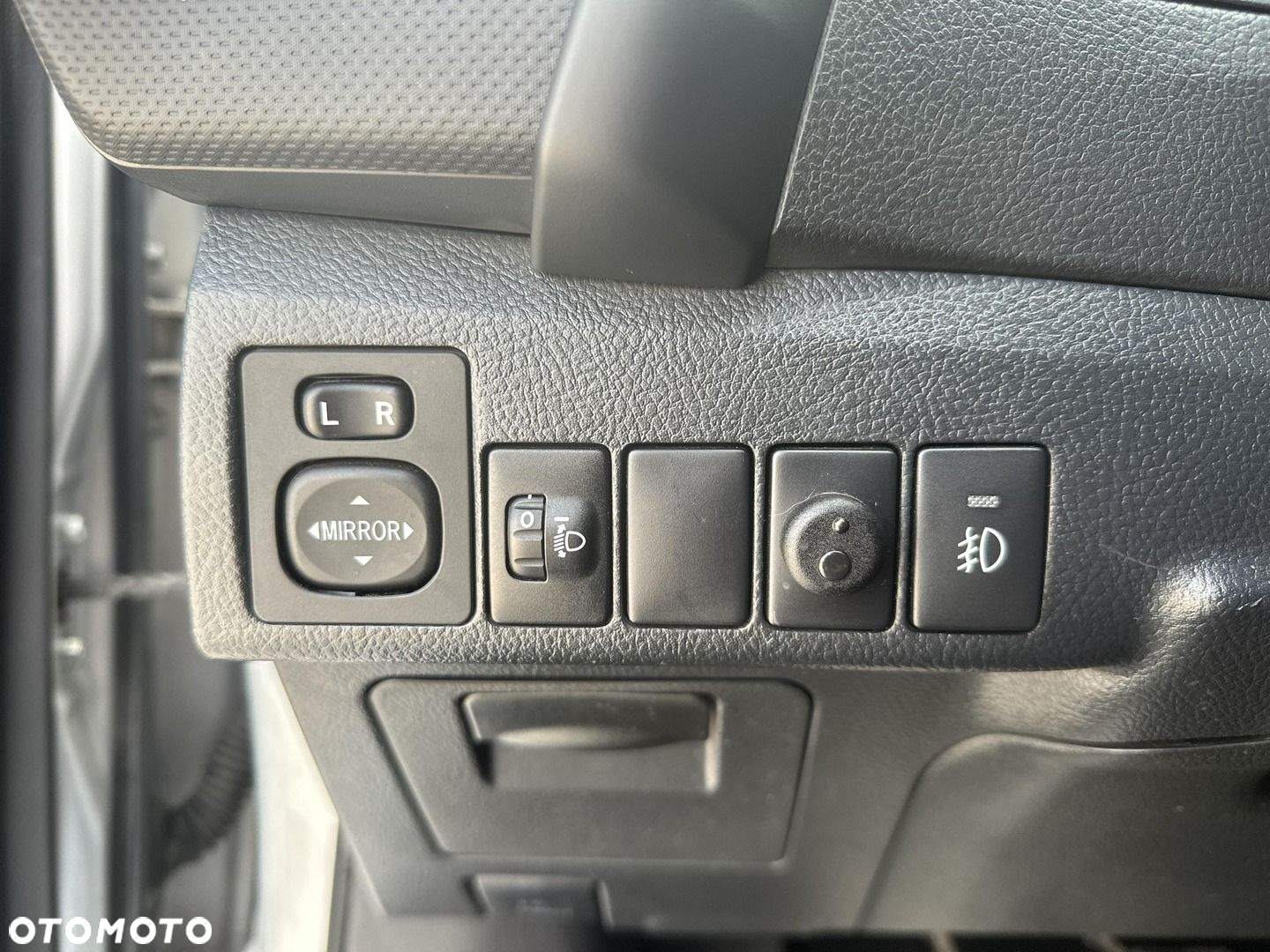 Toyota Auris - 16