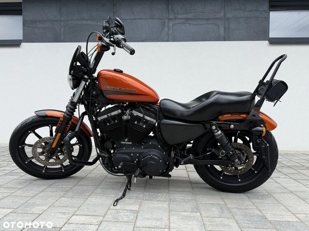 Harley-Davidson Sportster Iron 883 - 1
