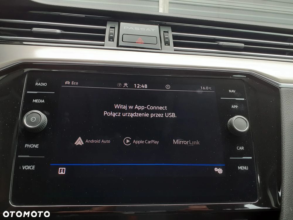 Volkswagen Passat - 18