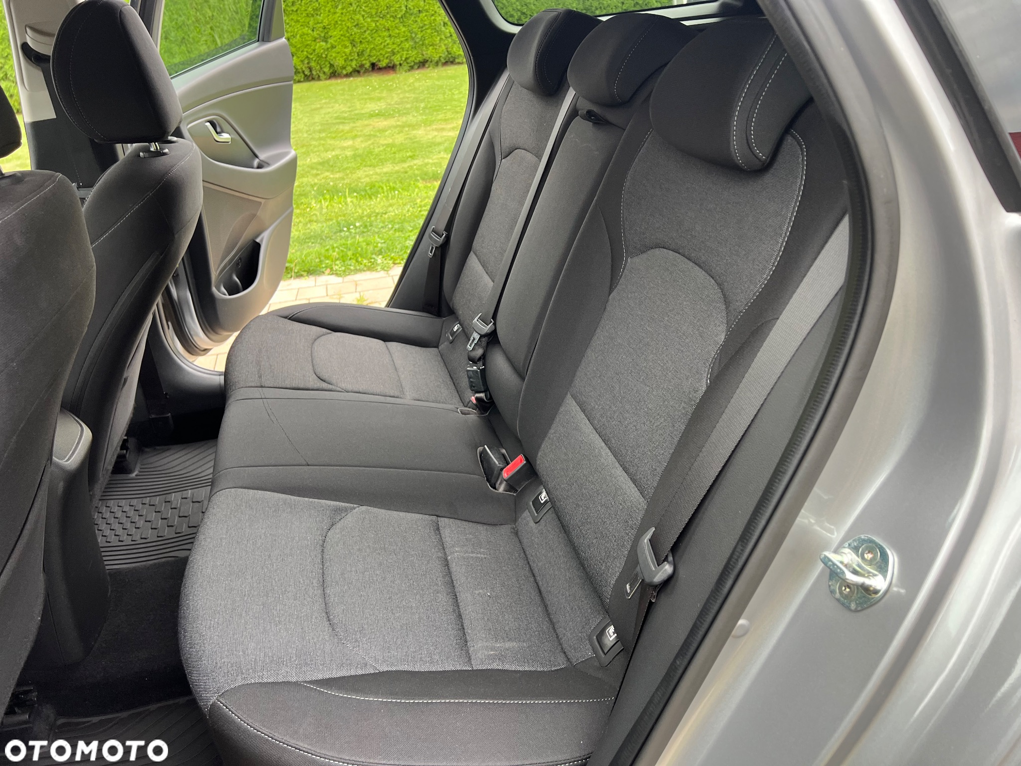 Hyundai i30 1.6 D Comfort - 8