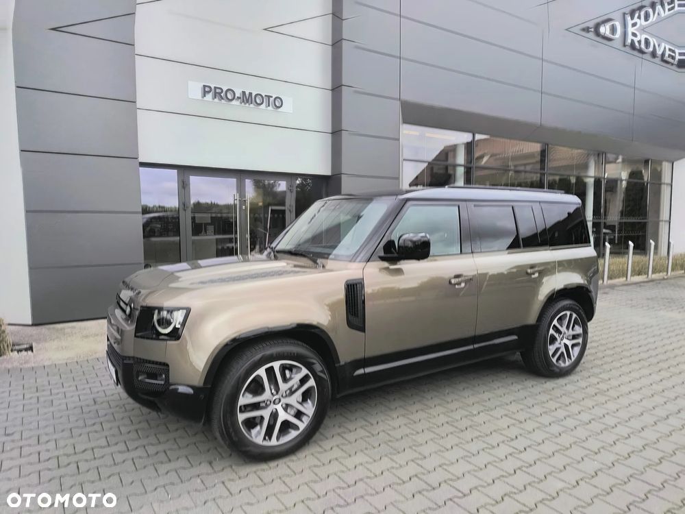 Land Rover Defender - 2