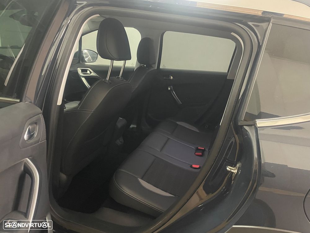 Peugeot 2008 PureTech 130 Stop&Start Allure - 11