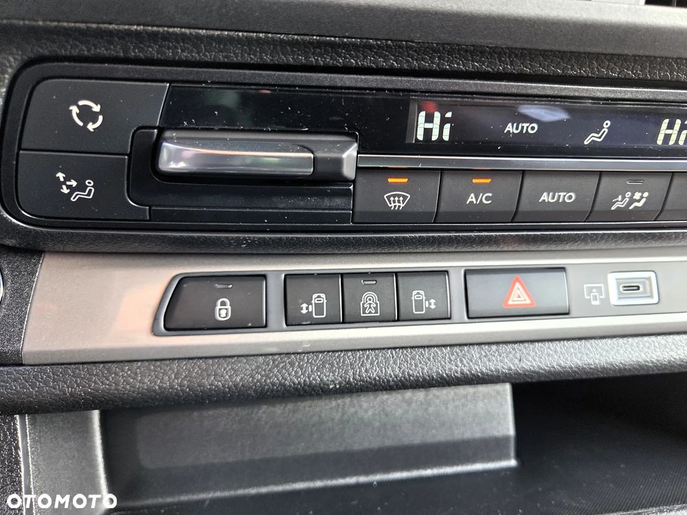 Peugeot Traveller 2.2 BlueHDi Long Business EAT8 - 14