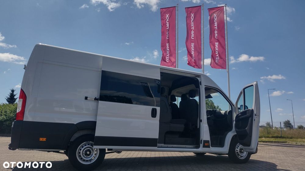 Fiat DUCATO L4H2 brygadówka 7 osób hak 3t Mały przebieg GWARANCJA do29.10.26 - 7