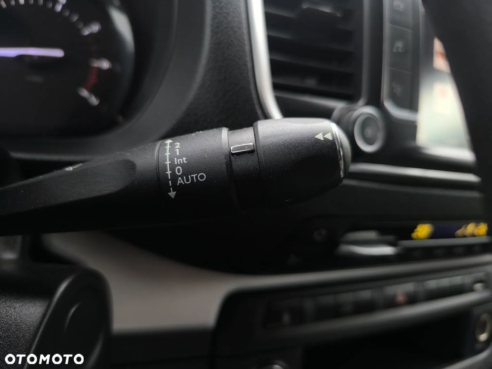 Opel VIVARO - 18