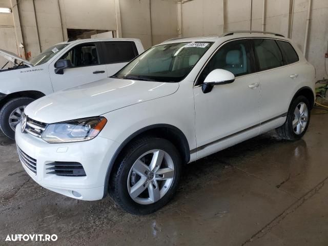 Volkswagen Touareg - 2