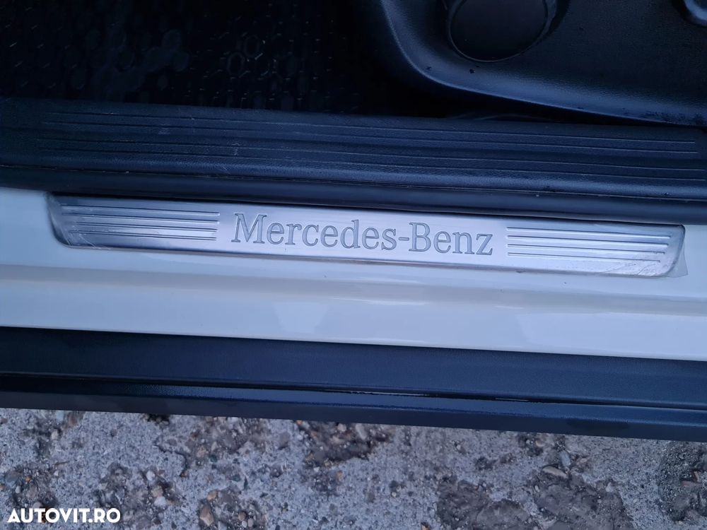 Mercedes-Benz GLA 200 d 4Matic 7G-DCT - 18