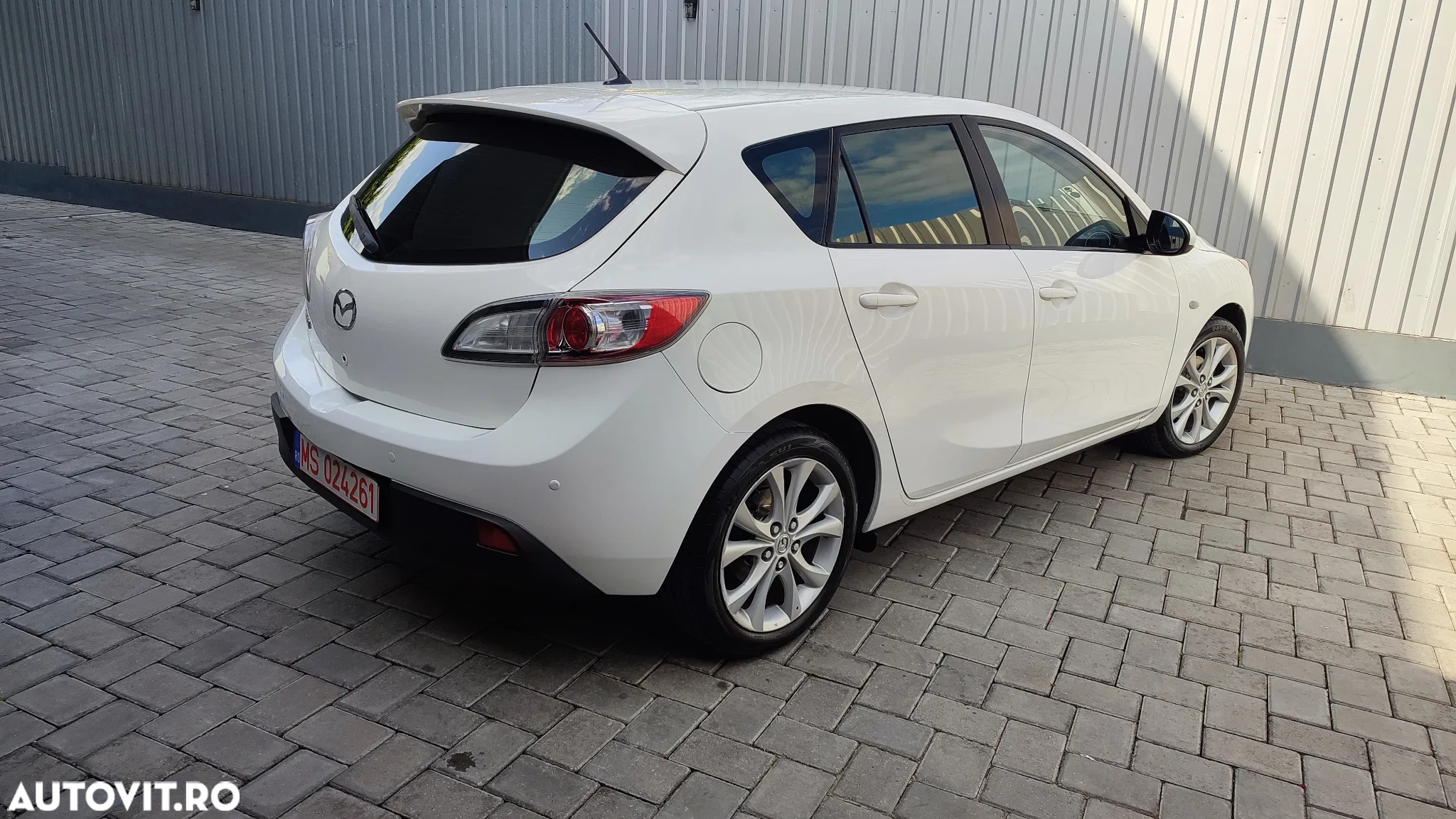 Mazda 3 1.6 MZR High-Line - 4