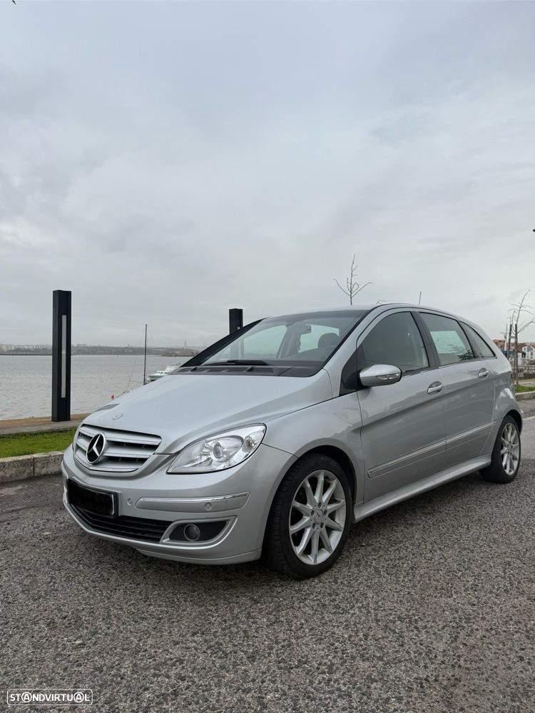 Mercedes-Benz B 180 CDI Autotronic - 1