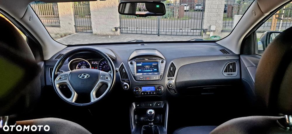 Hyundai ix35 2.0 CRDi Premium 4WD - 18