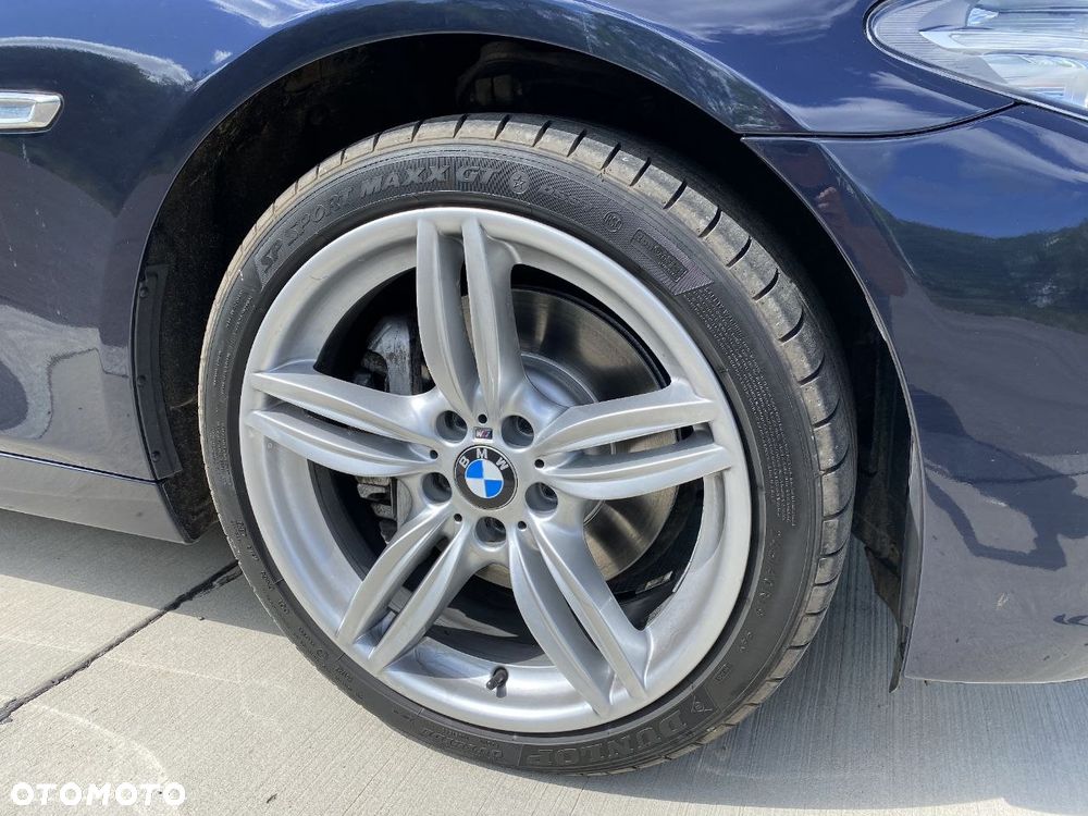 BMW Seria 5 530d xDrive Luxury Line - 32